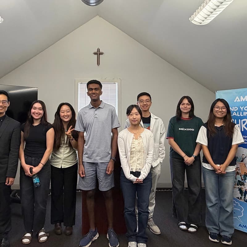 AM students growing together in fellowship